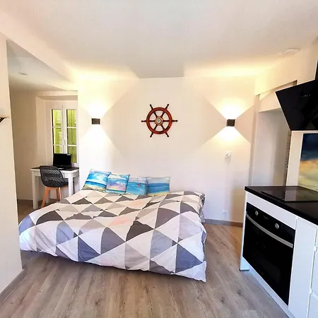 Le Palmier Dore - Calme, Renove, Famille A Apartment