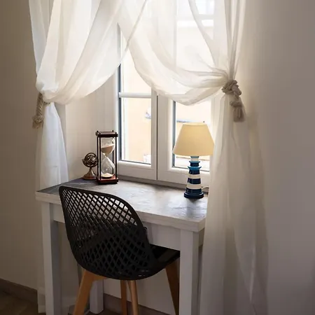 Appartement Le Palmier Doré - Calme à Jusqu'à 4 Personnes *