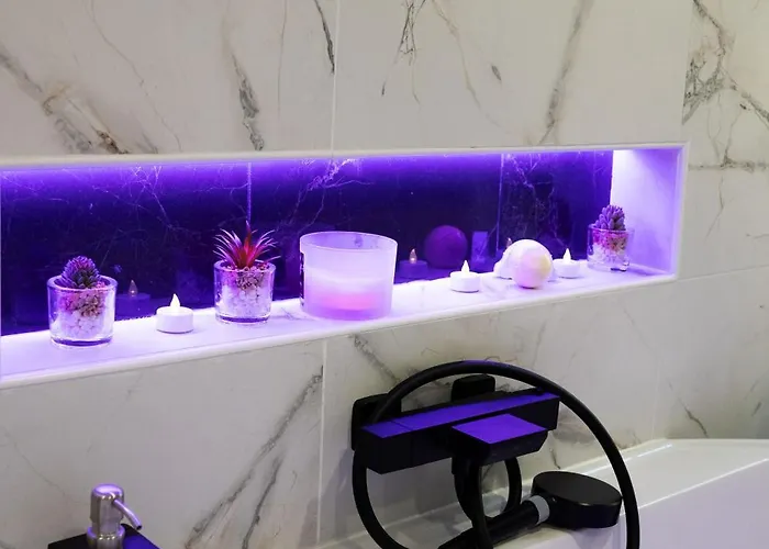 Le Palmier Doré - Calme à Jusqu'à 4 Personnes Appartement Menton